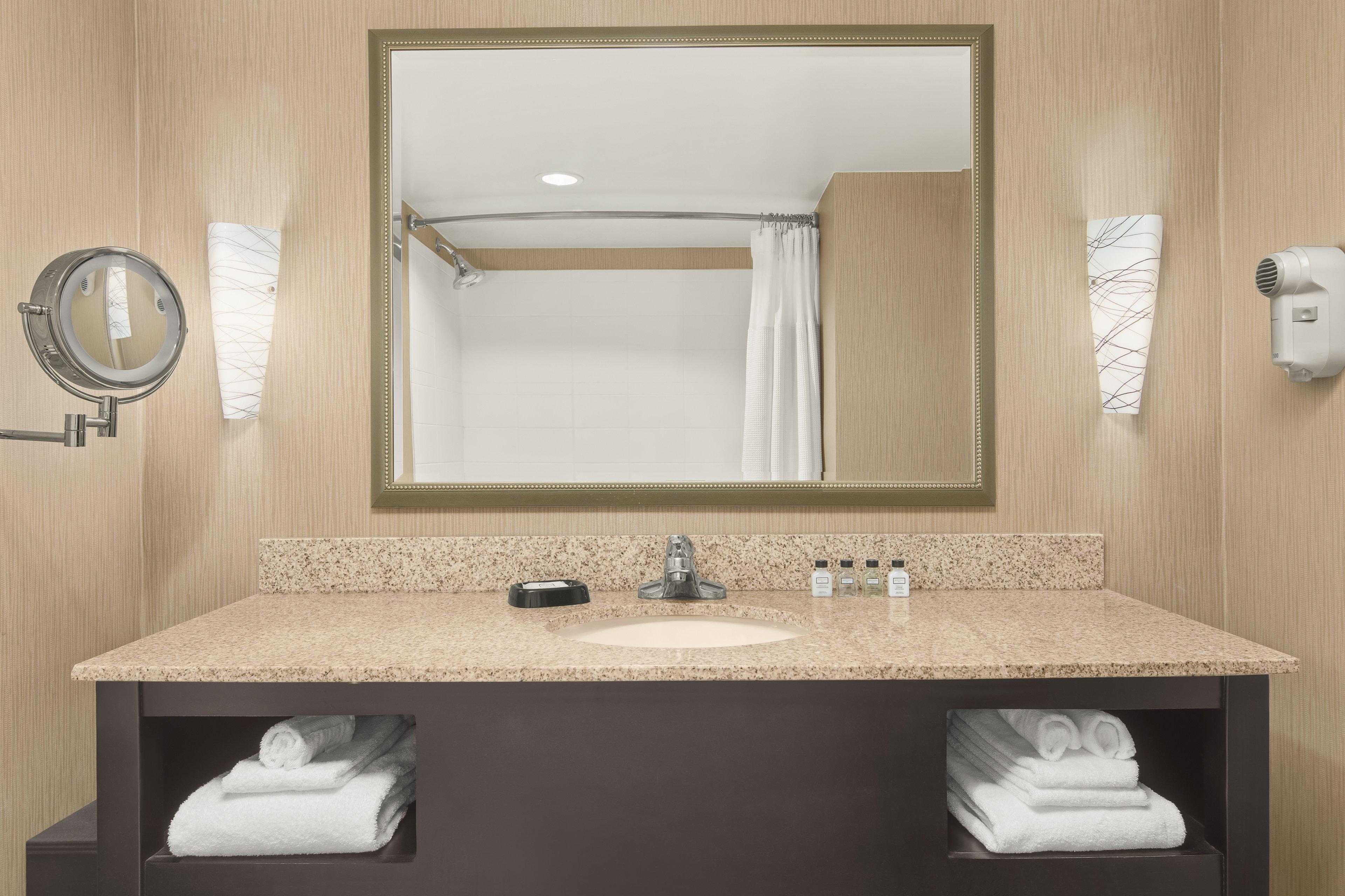 Crowne Plaza Greenville By Ihg Exteriör bild